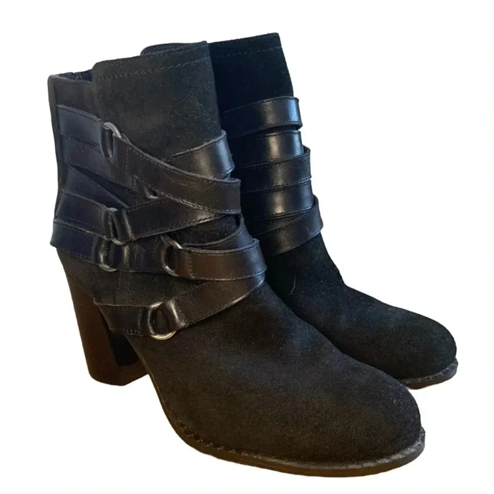 Adrienne Vittadini Black Suede Booties with Leather Strap Side Detailing. Size 8